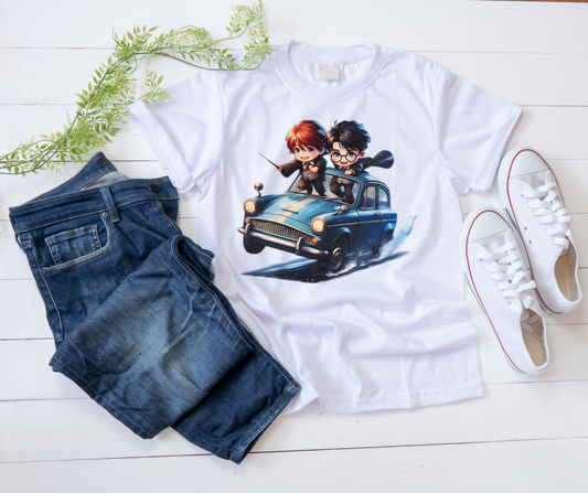 HP - Harry and Ron in the Flying Ford Anglia Tshirt