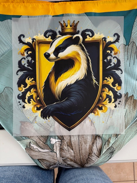 HP - Hufflepuff House Crest Tshirt
